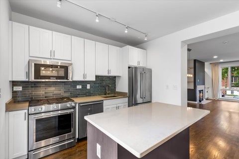 Tiny photo for 1422 S State Street, Chicago, IL 60605 (MLS # 12734590)