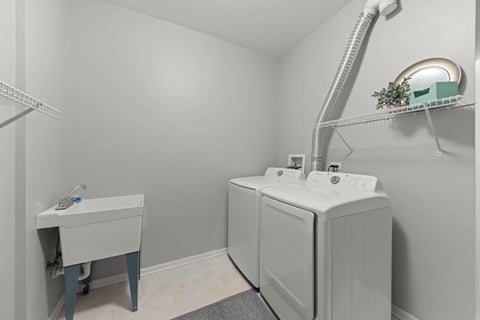 Tiny photo for 430 Woodhill Drive, Carol Stream, IL 60188 (MLS # 12739541)