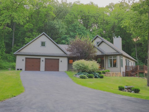 Photo of 9496 S Hanover Hill Road, Hanover, IL 61041 (MLS # 12669253)