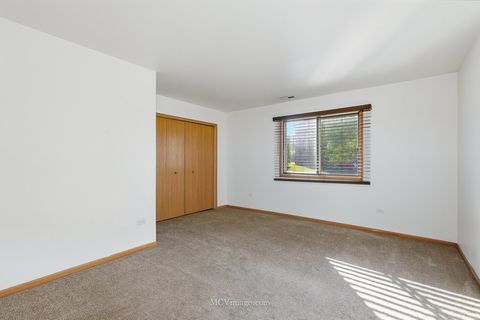 Tiny photo for 15701 Peggy Lane #3, Oak Forest, IL 60452 (MLS # 12492769)