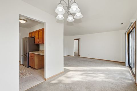 Tiny photo for 15701 Peggy Lane #3, Oak Forest, IL 60452 (MLS # 12492769)