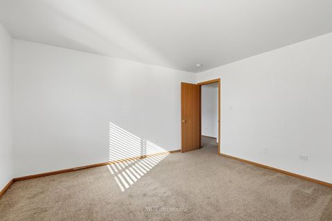 Tiny photo for 15701 Peggy Lane #3, Oak Forest, IL 60452 (MLS # 12492769)