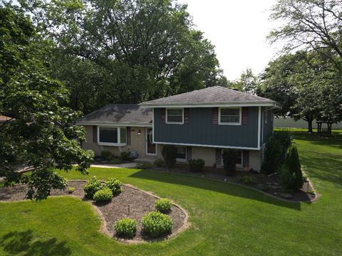 Tiny photo for 5S300 Tuthill Road, Naperville, IL 60563 (MLS # 12499028)