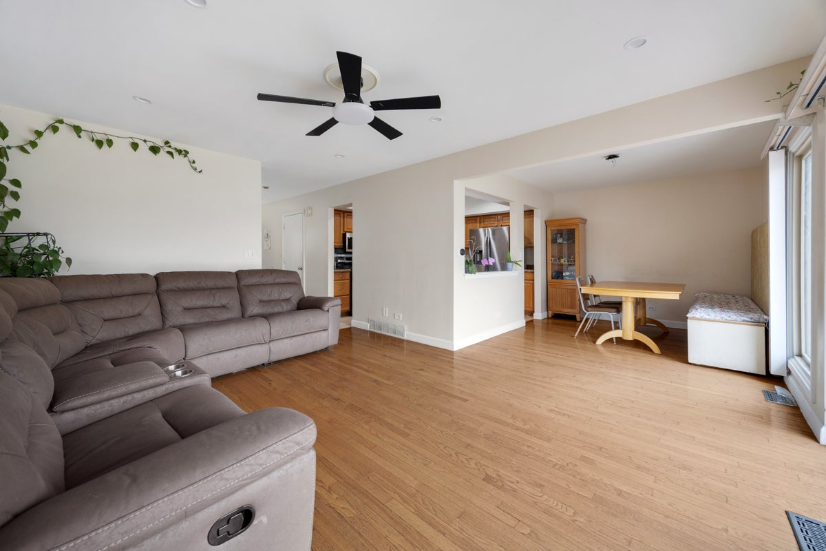 369 Cedar Tree Court
