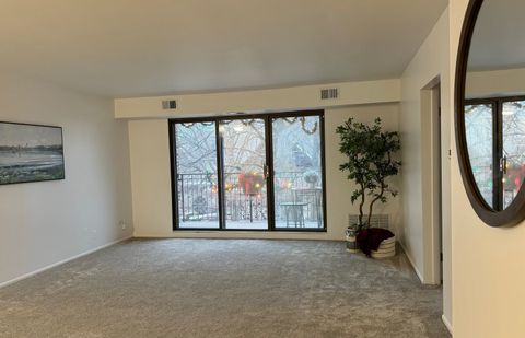 Tiny photo for 825 Pearson Street #3D, Des Plaines, IL 60016 (MLS # 12528534)