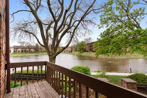 Tiny photo for 15 Windward Circle, Willowbrook, IL 60527 (MLS # 12623864)