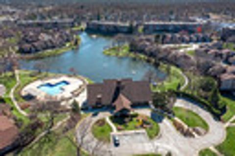 Tiny photo for 15 Windward Circle, Willowbrook, IL 60527 (MLS # 12623864)