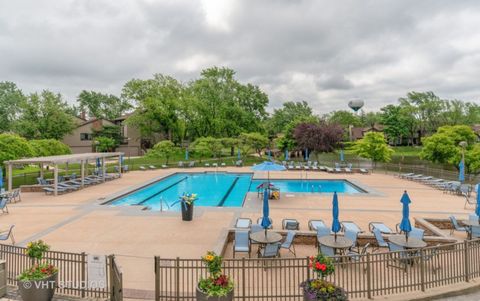 Tiny photo for 15 Windward Circle, Willowbrook, IL 60527 (MLS # 12623864)