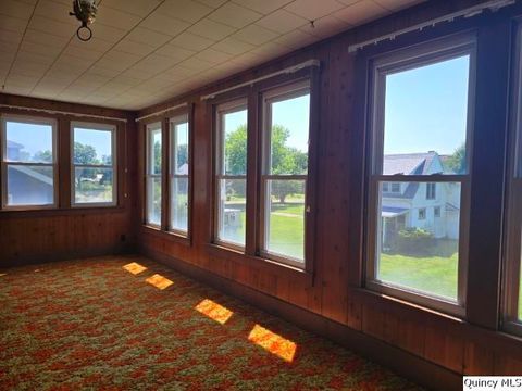 Tiny photo for 118 S Fayette Street, Carthage, IL 62321 (MLS # 12433193)