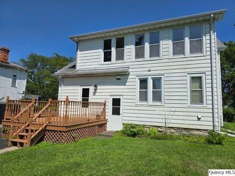 Tiny photo for 118 S Fayette Street, Carthage, IL 62321 (MLS # 12433193)