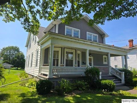Photo of 118 S Fayette Street, Carthage, IL 62321 (MLS # 12433193)
