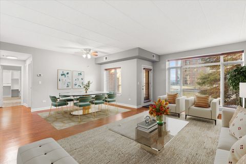 Tiny photo for 875 E 22nd Street #118, Lombard, IL 60148 (MLS # 12548346)