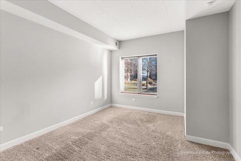 Tiny photo for 875 E 22nd Street #118, Lombard, IL 60148 (MLS # 12548346)