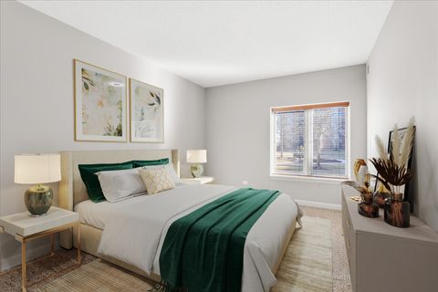 Tiny photo for 875 E 22nd Street #118, Lombard, IL 60148 (MLS # 12548346)