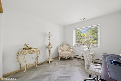 Tiny photo for 1215 N Waterman Avenue #3L, Arlington Heights, IL 60004 (MLS # 12509171)