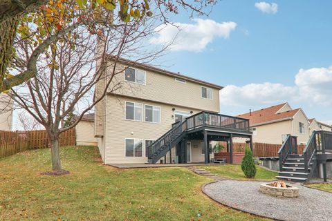 Tiny photo for 815 N Overlook Circle, Round Lake, IL 60073 (MLS # 12514731)