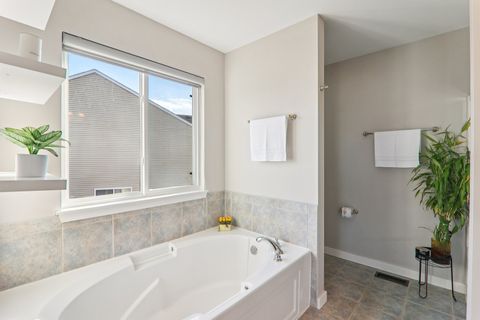 Tiny photo for 815 N Overlook Circle, Round Lake, IL 60073 (MLS # 12514731)