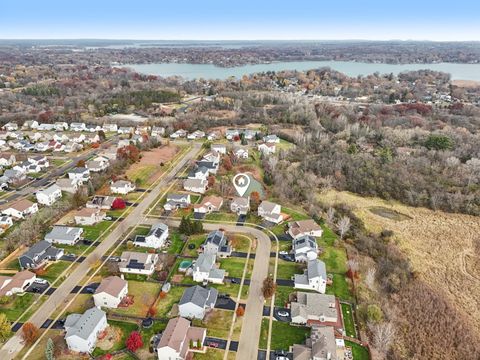 Tiny photo for 815 N Overlook Circle, Round Lake, IL 60073 (MLS # 12514731)