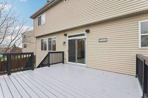 Tiny photo for 815 N Overlook Circle, Round Lake, IL 60073 (MLS # 12514731)