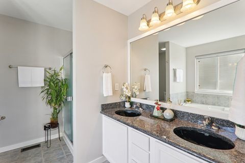 Tiny photo for 815 N Overlook Circle, Round Lake, IL 60073 (MLS # 12514731)