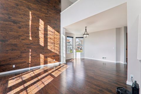 Tiny photo for 815 N Overlook Circle, Round Lake, IL 60073 (MLS # 12514731)