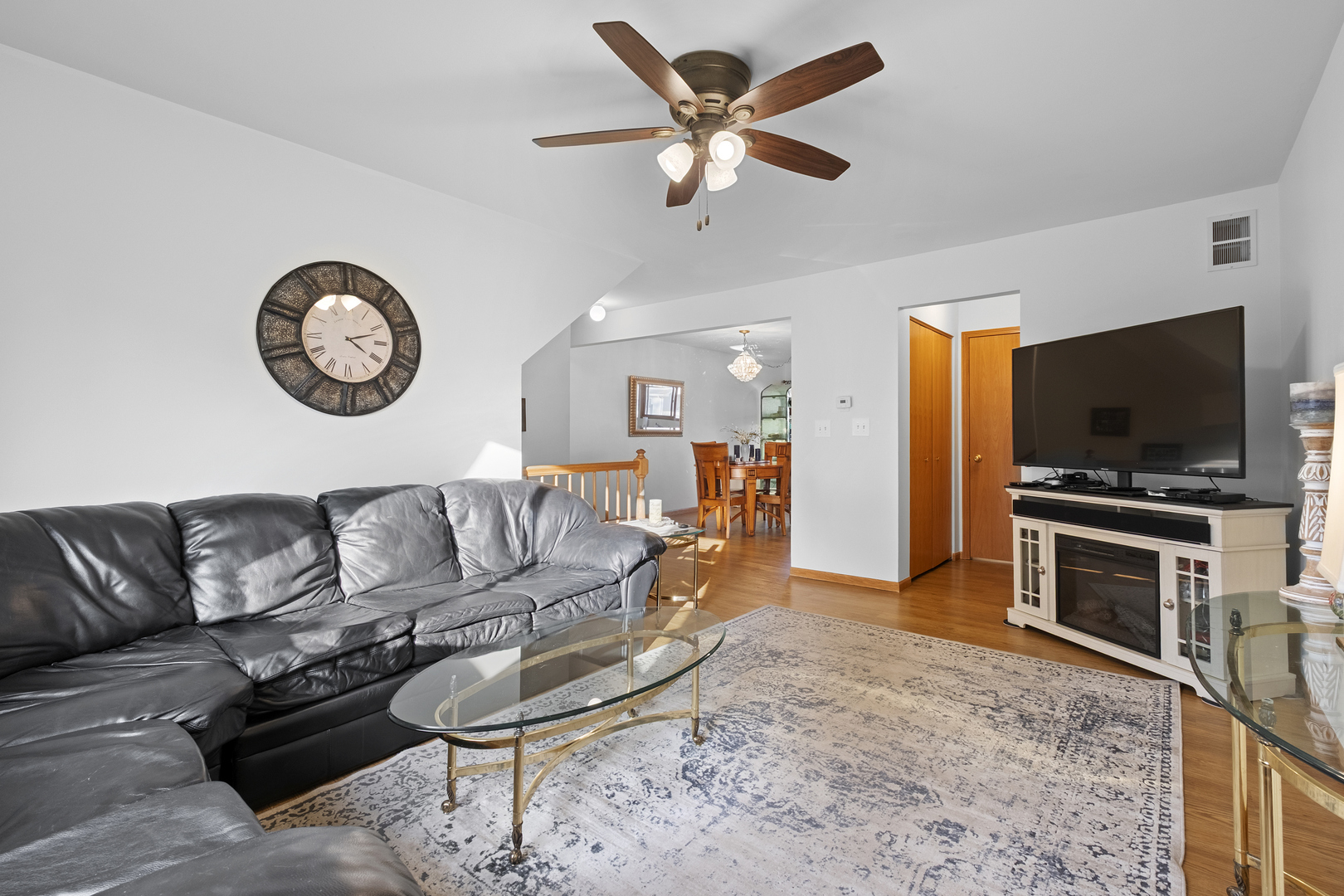 403 E Willow Street 403