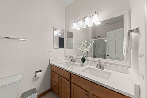 Tiny photo for 1081 Bartholdi Court, Carol Stream, IL 60188 (MLS # 12542689)