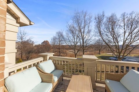 Tiny photo for 1081 Bartholdi Court, Carol Stream, IL 60188 (MLS # 12542689)