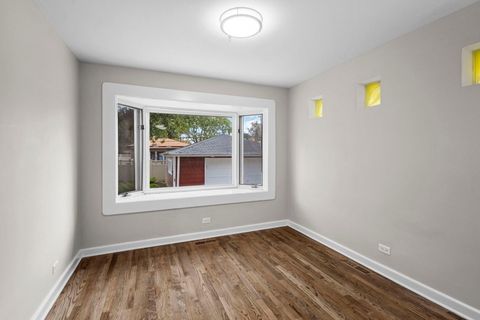 Tiny photo for 10624 Lawler Avenue, Oak Lawn, IL 60453 (MLS # 12565434)