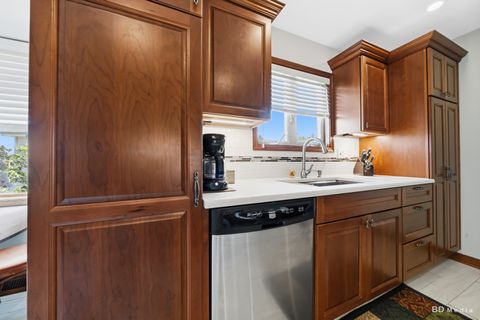 Tiny photo for 15155 Ridgeway Avenue, Midlothian, IL 60445 (MLS # 12685290)