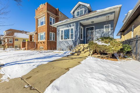 5026 W Addison Street Chicago IL 60641