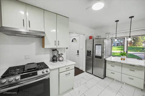 Tiny photo for 460 E 15th Place, Lombard, IL 60148 (MLS # 12698433)