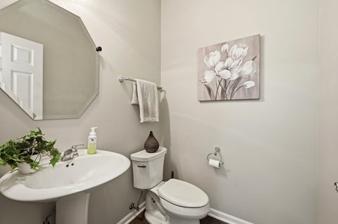 Tiny photo for 322 Longview Drive, Elgin, IL 60124 (MLS # 12736698)