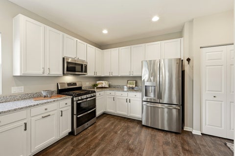 Tiny photo for 322 Longview Drive, Elgin, IL 60124 (MLS # 12736698)