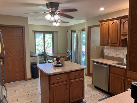 Tiny photo for 2814 W Oakbrook Court, Quincy, IL 62305 (MLS # 12744413)