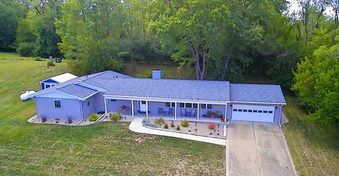 Tiny photo for 3371 Hilltop Court, Clinton, IL 61727 (MLS # 12476297)