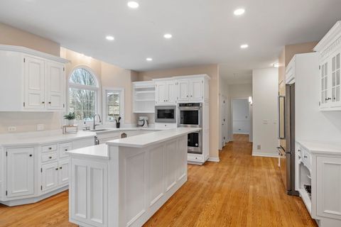 Tiny photo for 2715 Wendy Drive, Naperville, IL 60565 (MLS # 12578909)