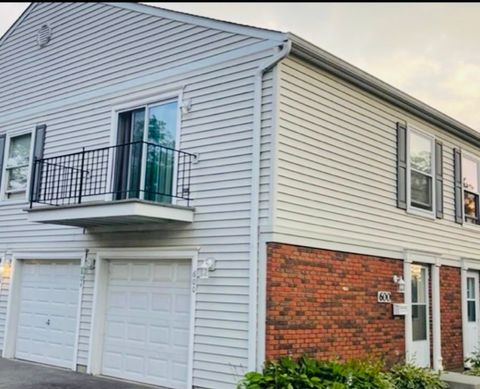 600 Academy Court 600 Schaumburg IL 60194