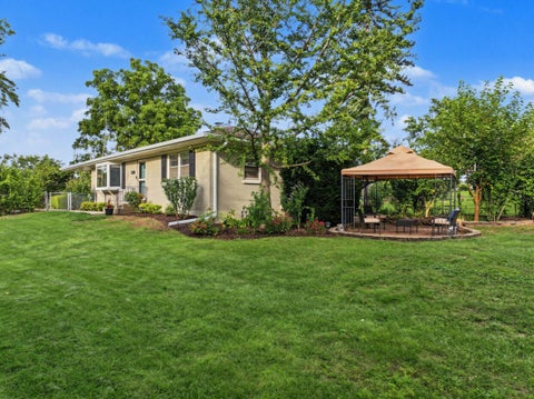 Tiny photo for 5601 Lee Avenue, Downers Grove, IL 60516 (MLS # 12736122)