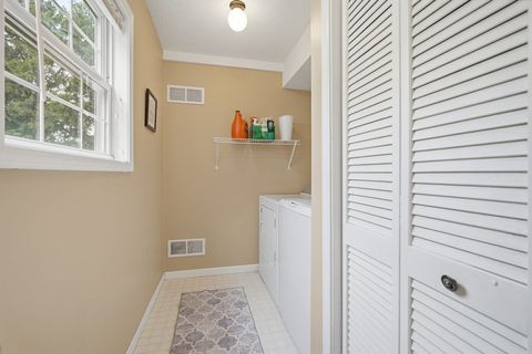 Tiny photo for 3 Kimberly Court, Danvers, IL 61732 (MLS # 12604790)