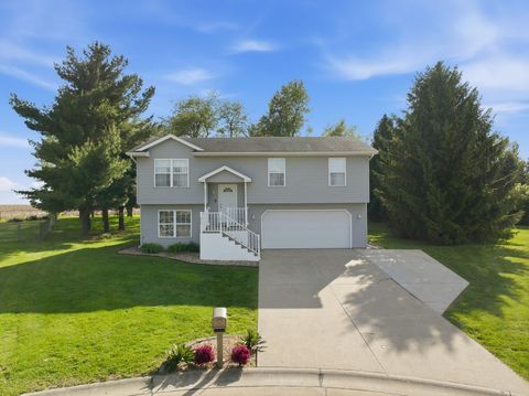Photo of 3 Kimberly Court, Danvers, IL 61732 (MLS # 12604790)