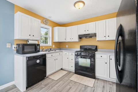 Tiny photo for 3 Kimberly Court, Danvers, IL 61732 (MLS # 12604790)