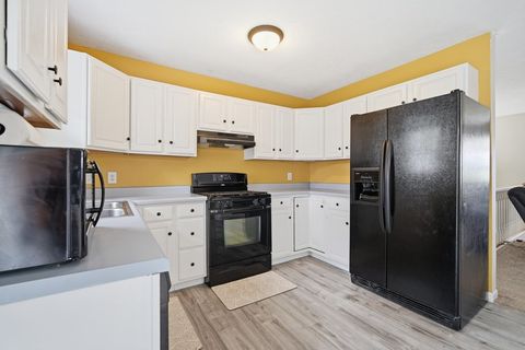 Tiny photo for 3 Kimberly Court, Danvers, IL 61732 (MLS # 12604790)