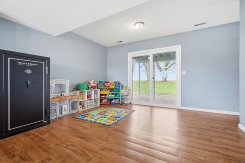 Tiny photo for 3 Kimberly Court, Danvers, IL 61732 (MLS # 12604790)