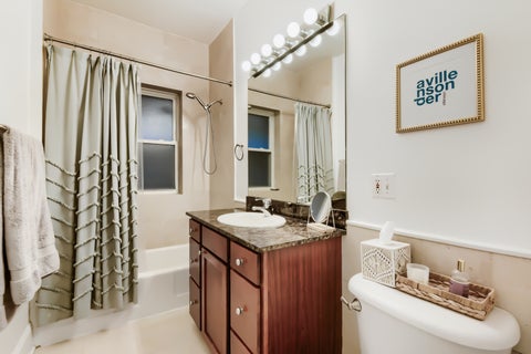 Tiny photo for 5204 N Glenwood Avenue #1, Chicago, IL 60640 (MLS # 12747437)