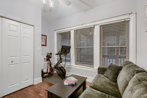 Tiny photo for 5204 N Glenwood Avenue #1, Chicago, IL 60640 (MLS # 12747437)