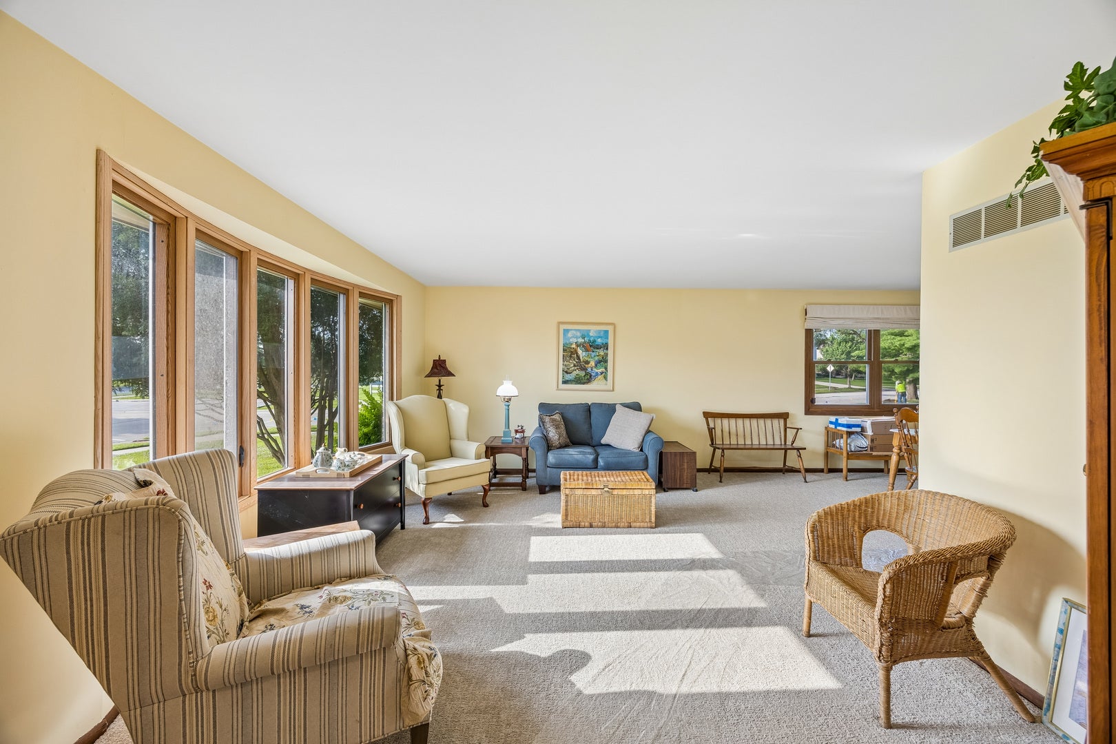 13608 Inverness Drive