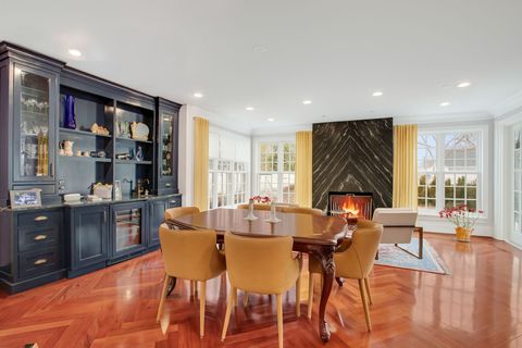 Tiny photo for 650 S Grove Avenue, Barrington, IL 60010 (MLS # 12392030)