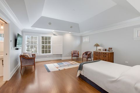 Tiny photo for 650 S Grove Avenue, Barrington, IL 60010 (MLS # 12392030)