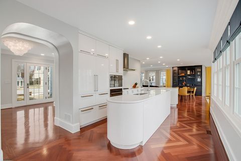 Tiny photo for 650 S Grove Avenue, Barrington, IL 60010 (MLS # 12392030)